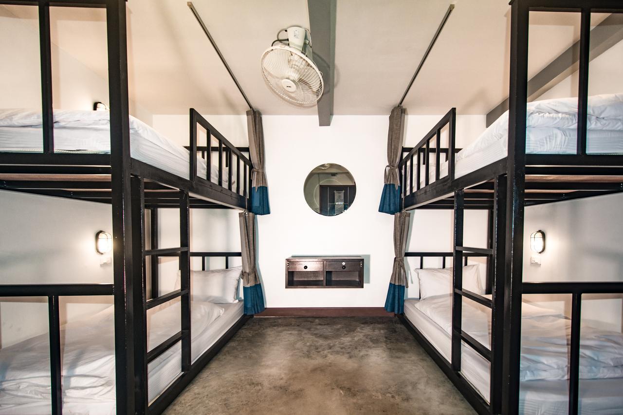 Balcony Party Hostel - 18-40 (Adults Only) Ao Nang Exterior foto